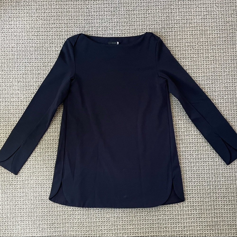 NWT COS Navy Blue long sleeve top, size XS